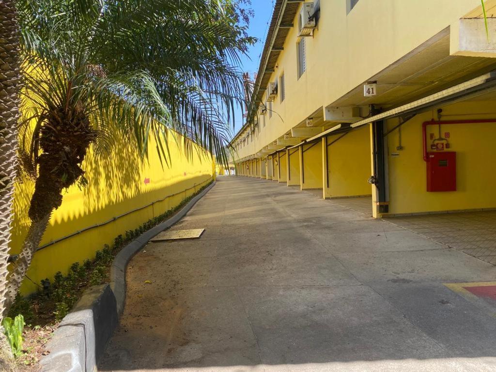 2000 Hotel do amor