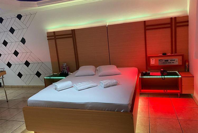 Hotel do amor 2000